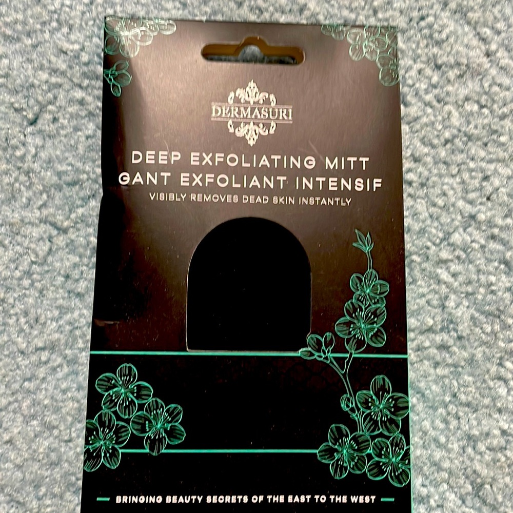 Dermasuri Exfoliating Mitt